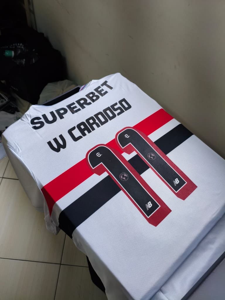 Personalização nome e número — exemplo São Paulo