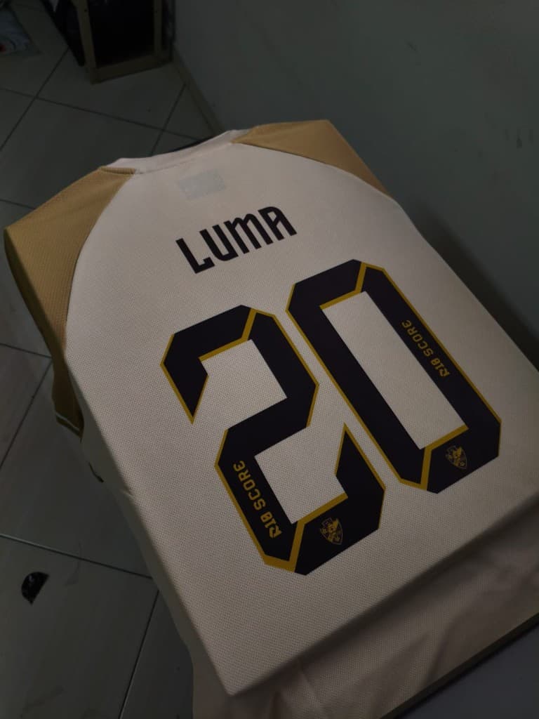 Personalização nome e número — exemplo